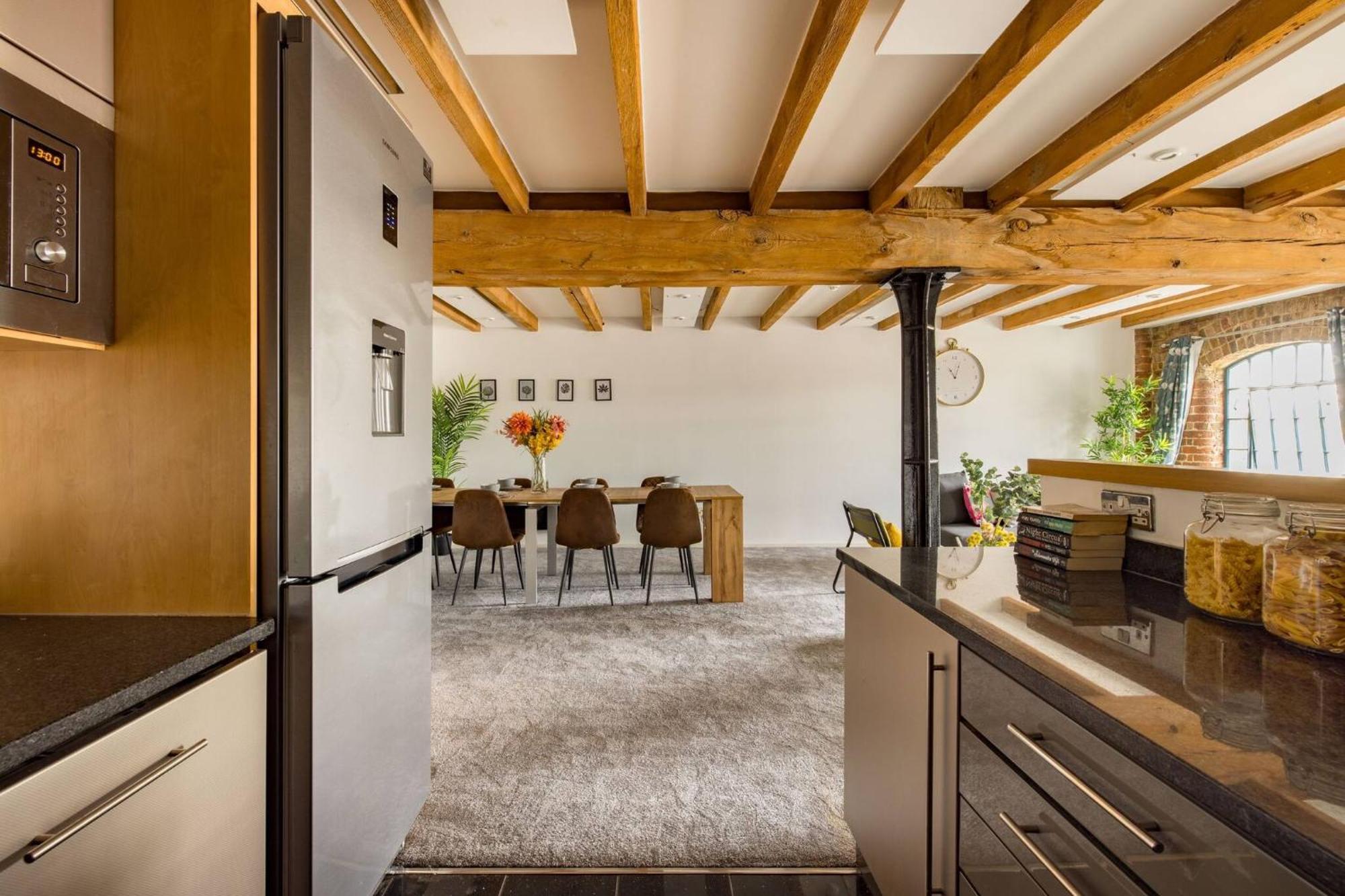 Wild Roses Serviced Apartments - Excel Warehouse 2 London Eksteriør bilde