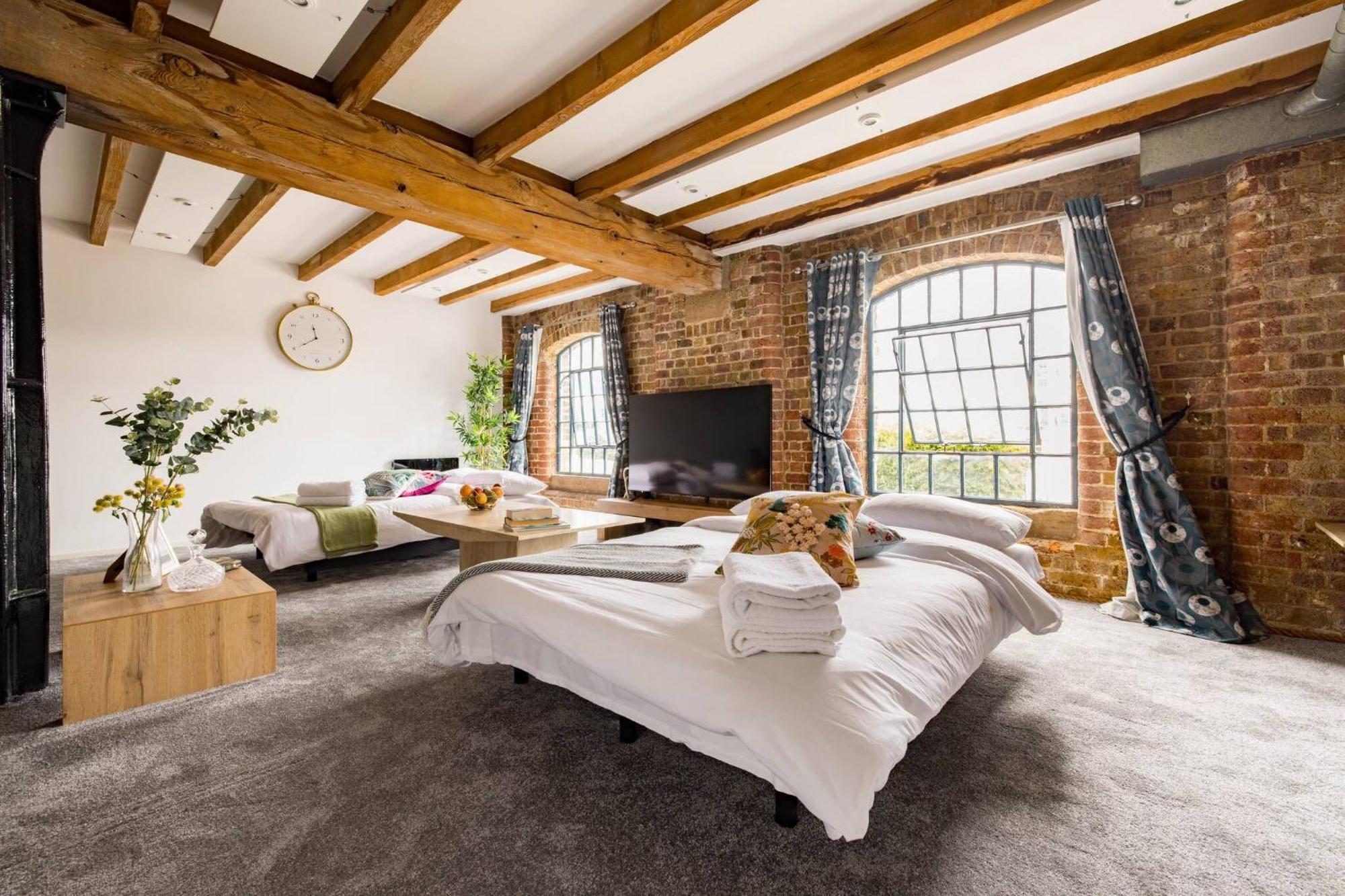 Wild Roses Serviced Apartments - Excel Warehouse 2 London Eksteriør bilde